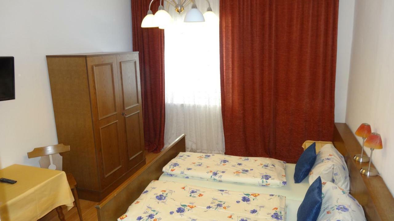 Gasthof Post Kremsbrucke Room photo